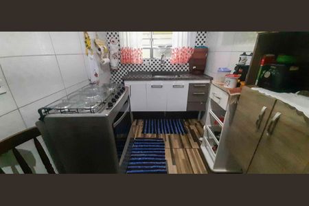 Casa à venda com 47m², 2 quartos e sem vaga Casa à venda com 47m², 2 quartos e sem vagaCozinha