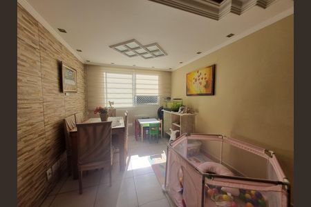Apartamento à venda com 85m², 3 quartos e 1 vaga Apartamento à venda com 85m², 3 quartos e 1 vagaSala de Jantar