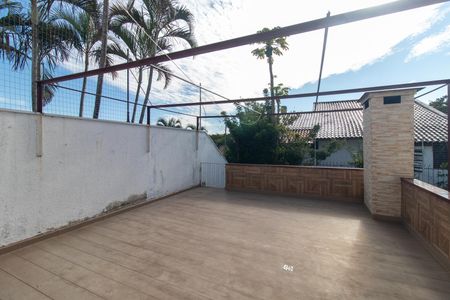 Casa à venda com 248m², 4 quartos e 2 vagas Casa à venda com 248m², 4 quartos e 2 vagasTerraço
