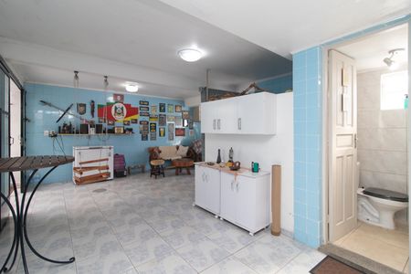 Casa à venda com 248m², 4 quartos e 2 vagas Casa à venda com 248m², 4 quartos e 2 vagasChurrasqueira