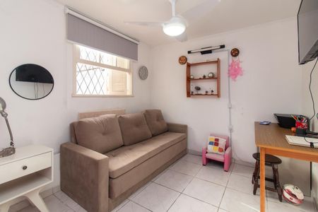 Casa à venda com 248m², 4 quartos e 2 vagas Casa à venda com 248m², 4 quartos e 2 vagasEscritório