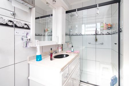 Casa à venda com 248m², 4 quartos e 2 vagas Casa à venda com 248m², 4 quartos e 2 vagasBanheiro do Quarto 2