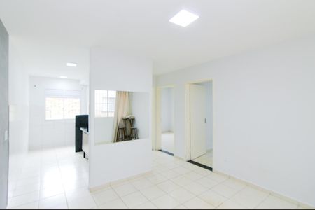 Sala de apartamento para alugar com 2 quartos, 42m² em Vila Nova Bonsucesso, Guarulhos