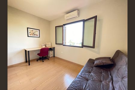 Casa de condomínio à venda com 132m², 3 quartos e 2 vagas Casa de condomínio à venda com 132m², 3 quartos e 2 vagasQuarto 2