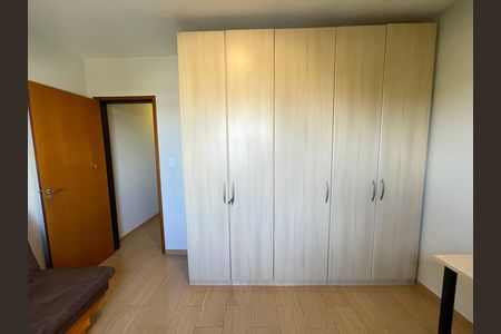 Casa de condomínio à venda com 132m², 3 quartos e 2 vagas Casa de condomínio à venda com 132m², 3 quartos e 2 vagasQuarto 2