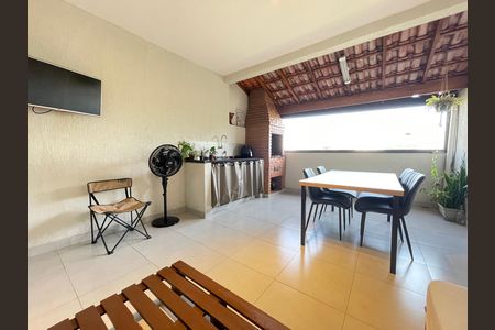 Casa de condomínio à venda com 132m², 3 quartos e 2 vagas Casa de condomínio à venda com 132m², 3 quartos e 2 vagasEspaço Gourmet