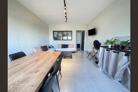 Casa de condomínio à venda com 132m², 3 quartos e 2 vagas Casa de condomínio à venda com 132m², 3 quartos e 2 vagasEspaço Gourmet
