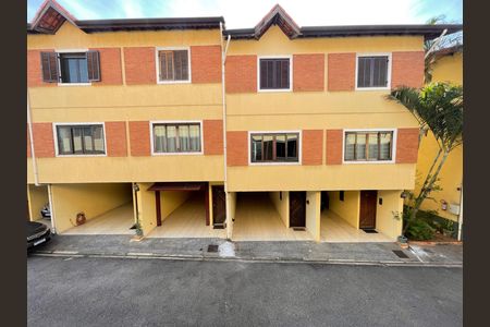 Vista Sala de casa de condomínio à venda com 3 quartos, 132m² em Vila Gomes, São Paulo