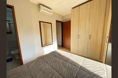 Casa de condomínio à venda com 132m², 3 quartos e 2 vagas Casa de condomínio à venda com 132m², 3 quartos e 2 vagasSuíte