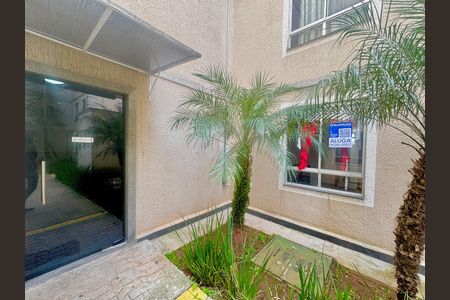 Apartamento para alugar com 43m², 2 quartos e 1 vagaPlaca instalada na fachada do imóvel 
