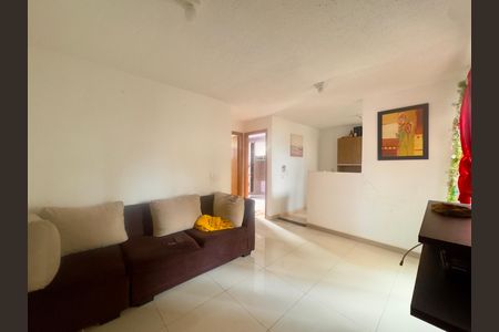 Sala de apartamento para alugar com 2 quartos, 43m² em Água Chata, Guarulhos