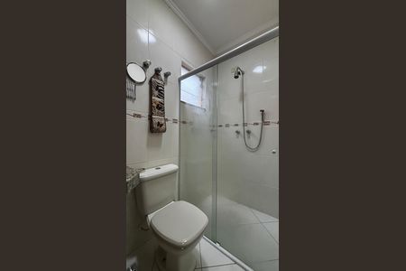 Casa à venda com 180m², 3 quartos e 4 vagas Casa à venda com 180m², 3 quartos e 4 vagasBanheiro