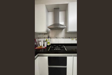 Casa à venda com 180m², 3 quartos e 4 vagas Casa à venda com 180m², 3 quartos e 4 vagasCozinha