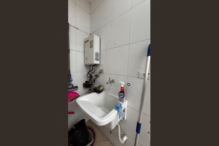 Casa à venda com 180m², 3 quartos e 4 vagas Casa à venda com 180m², 3 quartos e 4 vagasÁrea de Serviço
