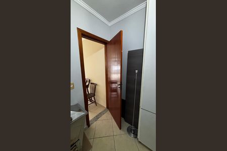Casa à venda com 180m², 3 quartos e 4 vagas Casa à venda com 180m², 3 quartos e 4 vagasQuarto da Garagem