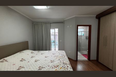 Casa à venda com 180m², 3 quartos e 4 vagas Casa à venda com 180m², 3 quartos e 4 vagasSuite