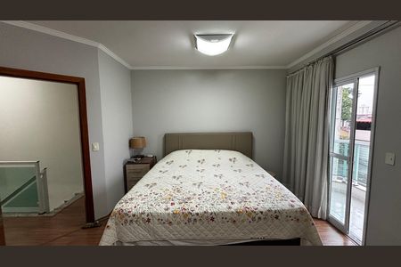 Casa à venda com 180m², 3 quartos e 4 vagas Casa à venda com 180m², 3 quartos e 4 vagasSuite