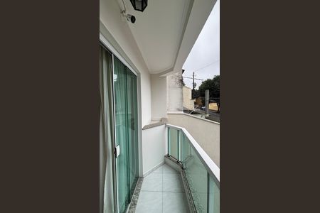 Casa à venda com 180m², 3 quartos e 4 vagas Casa à venda com 180m², 3 quartos e 4 vagasSala - Sala de Jantar Varanda