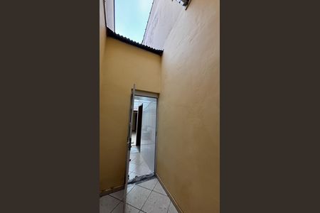 Casa à venda com 180m², 3 quartos e 4 vagas Casa à venda com 180m², 3 quartos e 4 vagasJardim de Inverno