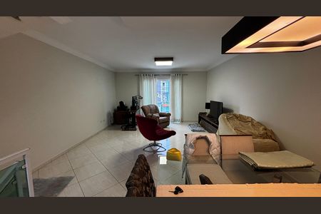 Casa à venda com 180m², 3 quartos e 4 vagas Casa à venda com 180m², 3 quartos e 4 vagasSala - Sala de Jantar