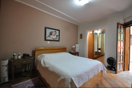 Casa de condomínio à venda com 320m², 4 quartos e 4 vagasSuíte Master