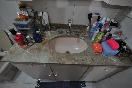 Casa de condomínio à venda com 320m², 4 quartos e 4 vagasBanheiro da Suíte 2