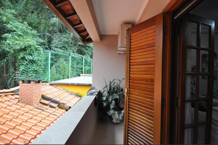 Casa de condomínio à venda com 320m², 4 quartos e 4 vagasSacada da Suíte 2
