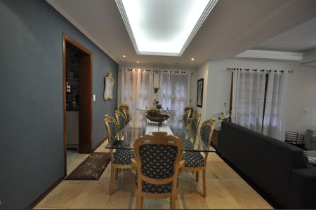 Casa de condomínio à venda com 320m², 4 quartos e 4 vagasSala de Jantar