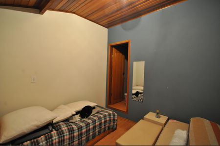 Casa de condomínio à venda com 320m², 4 quartos e 4 vagasSuíte 3