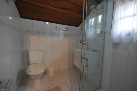 Casa de condomínio à venda com 320m², 4 quartos e 4 vagasBanheiro da Suíte 3