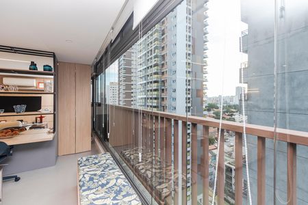 Apartamento à venda com 86m², 2 quartos e 1 vaga Apartamento à venda com 86m², 2 quartos e 1 vagaSala