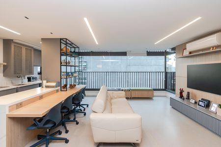 Sala de apartamento à venda com 2 quartos, 86m² em Itaim Bibi, São Paulo