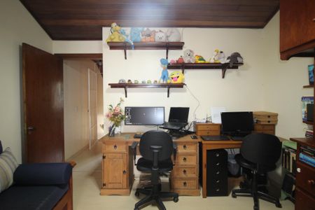 Apartamento à venda com 126m², 3 quartos e 2 vagasEscritório