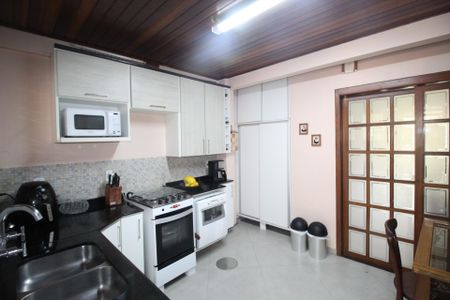 Apartamento à venda com 126m², 3 quartos e 2 vagasCozinha