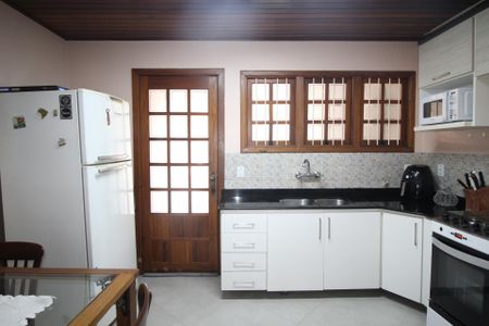 Apartamento à venda com 126m², 3 quartos e 2 vagasCozinha