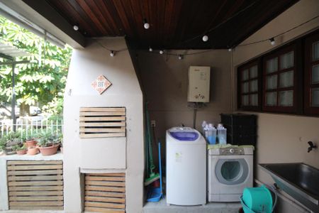 Apartamento à venda com 126m², 3 quartos e 2 vagasÁrea de Serviço