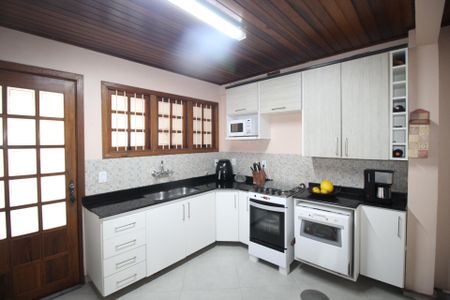 Apartamento à venda com 126m², 3 quartos e 2 vagasCozinha