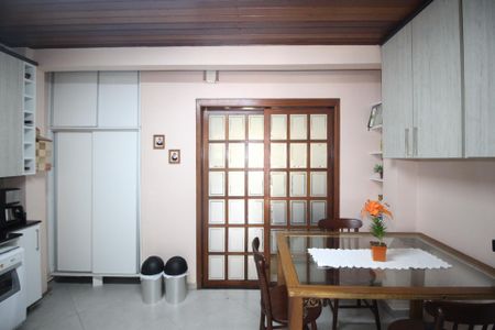 Apartamento à venda com 126m², 3 quartos e 2 vagasCozinha