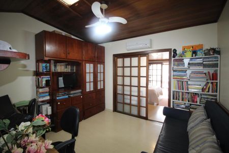 Apartamento à venda com 126m², 3 quartos e 2 vagasEscritório