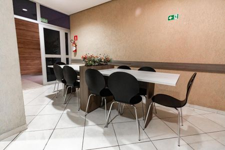 Apartamento à venda com 74m², 3 quartos e 1 vaga Apartamento à venda com 74m², 3 quartos e 1 vagaSalão de Jogos