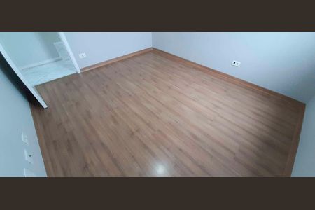 Apartamento à venda com 74m², 3 quartos e 1 vaga