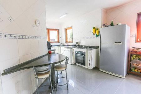 Casa à venda com 475m², 5 quartos e 6 vagas