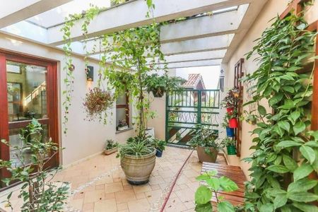 Casa à venda com 475m², 5 quartos e 6 vagas
