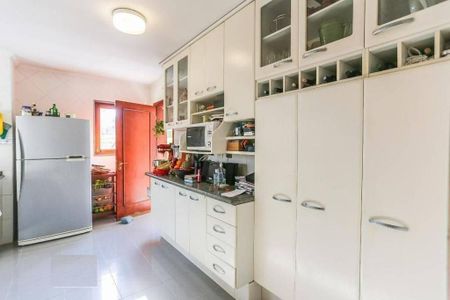 Casa à venda com 475m², 5 quartos e 6 vagas