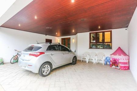 Casa à venda com 475m², 5 quartos e 6 vagas