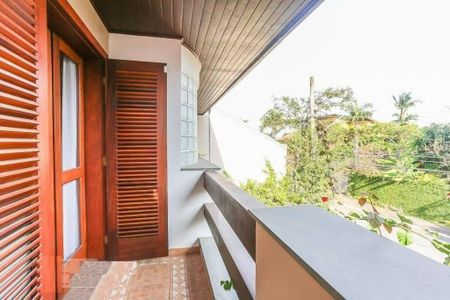 Casa à venda com 475m², 5 quartos e 6 vagas