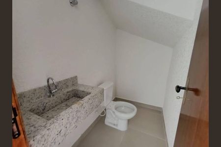 Casa à venda com 2 quartos, 96m² em Vila Polopoli, São Paulo