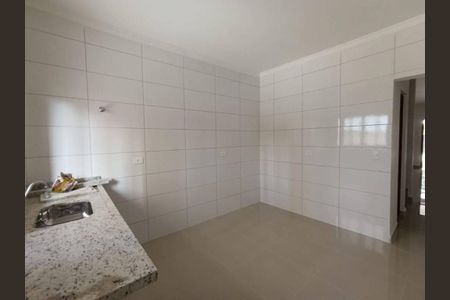 Casa à venda com 2 quartos, 96m² em Vila Polopoli, São Paulo