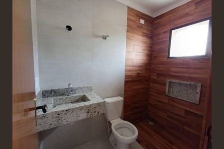 Casa à venda com 2 quartos, 96m² em Vila Polopoli, São Paulo