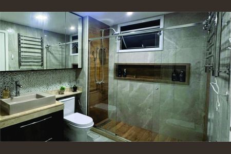Banheiro de apartamento à venda com 3 quartos, 115m² em Barra Olímpica, Rio de Janeiro